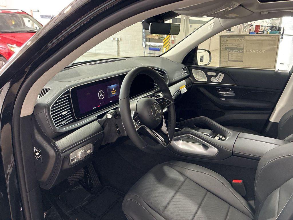 new 2026 Mercedes-Benz GLE 450 car, priced at $81,875