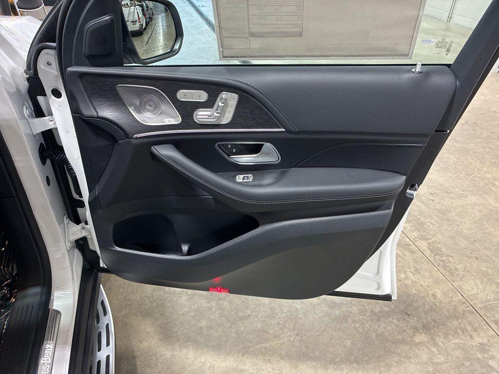 new 2026 Mercedes-Benz GLE 350 car, priced at $79,025