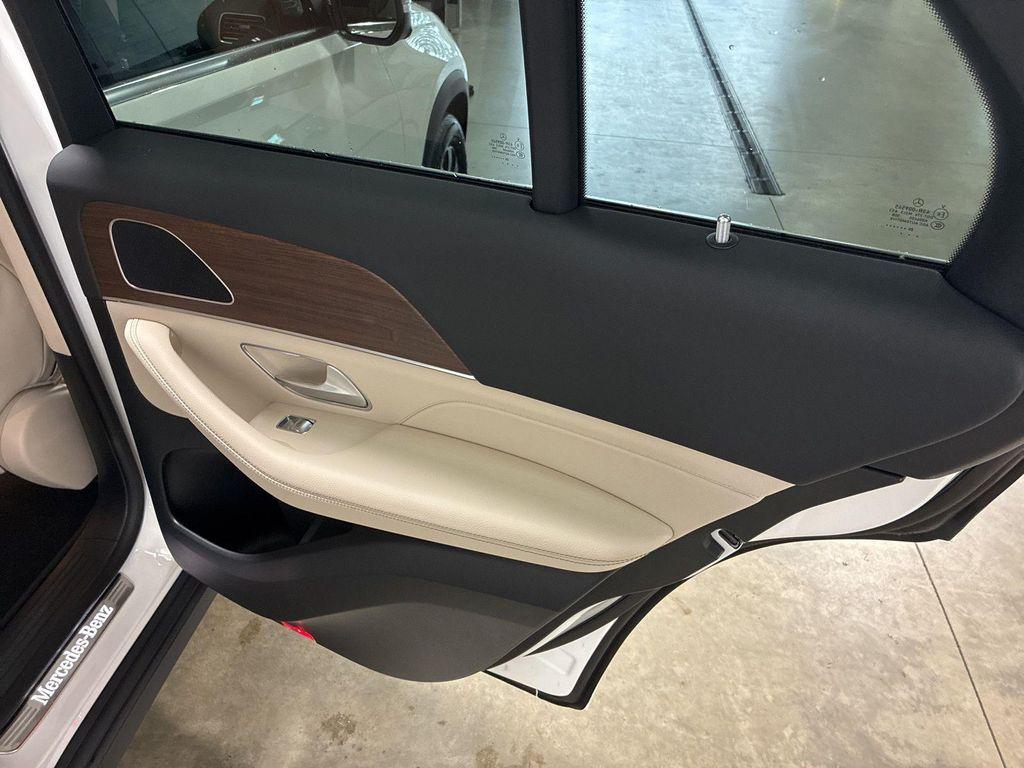 new 2026 Mercedes-Benz GLE 450e car, priced at $77,710