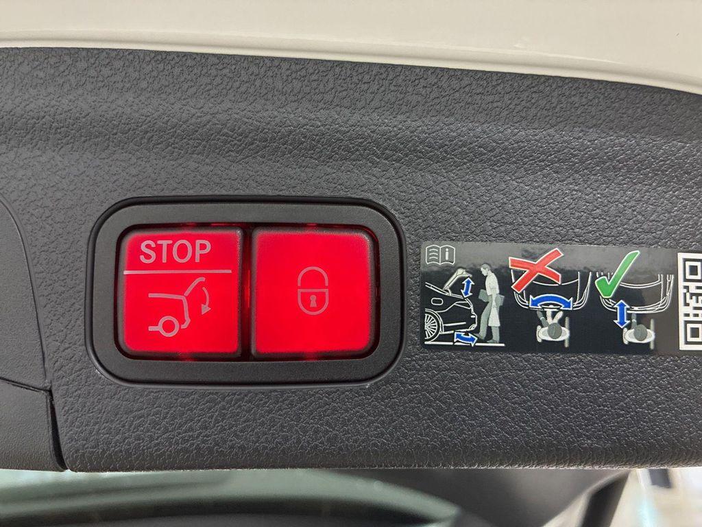 new 2026 Mercedes-Benz GLE 450e car, priced at $77,710