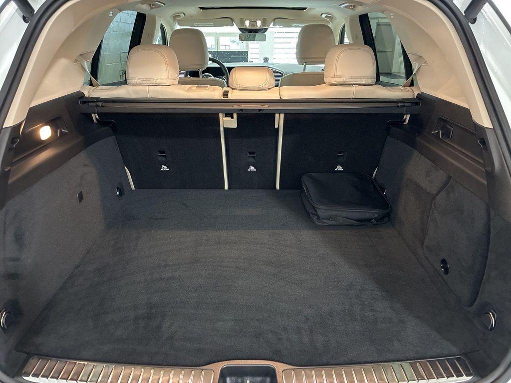 new 2026 Mercedes-Benz GLE 450e car, priced at $77,710