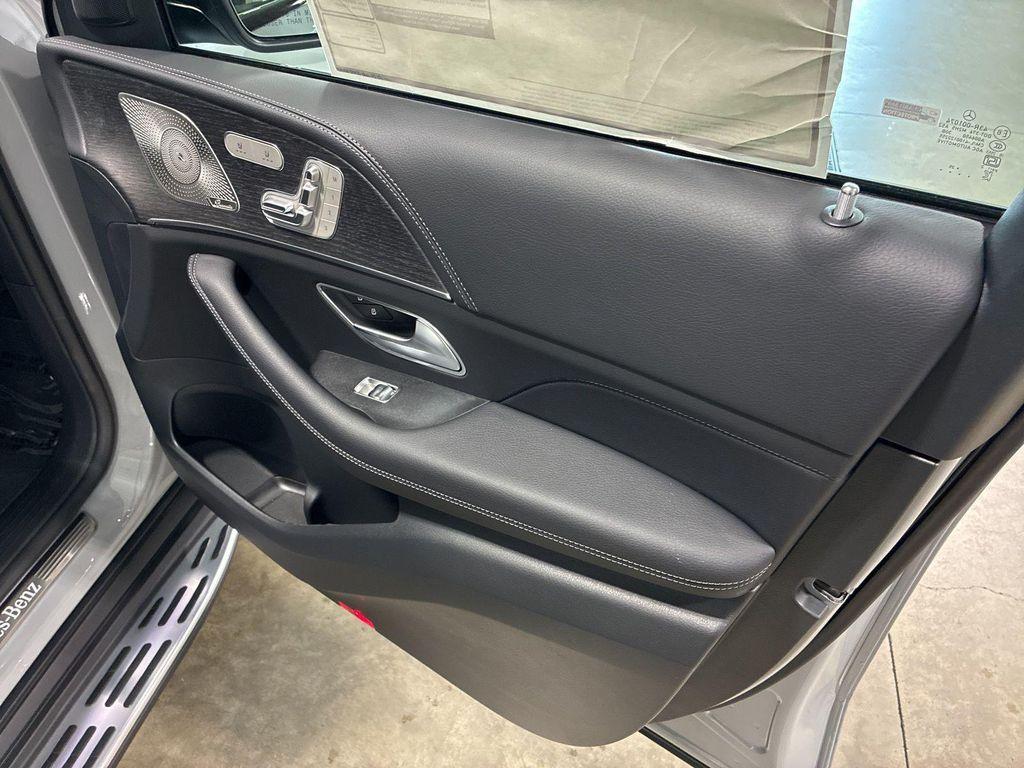 new 2026 Mercedes-Benz GLE 450 car, priced at $84,025