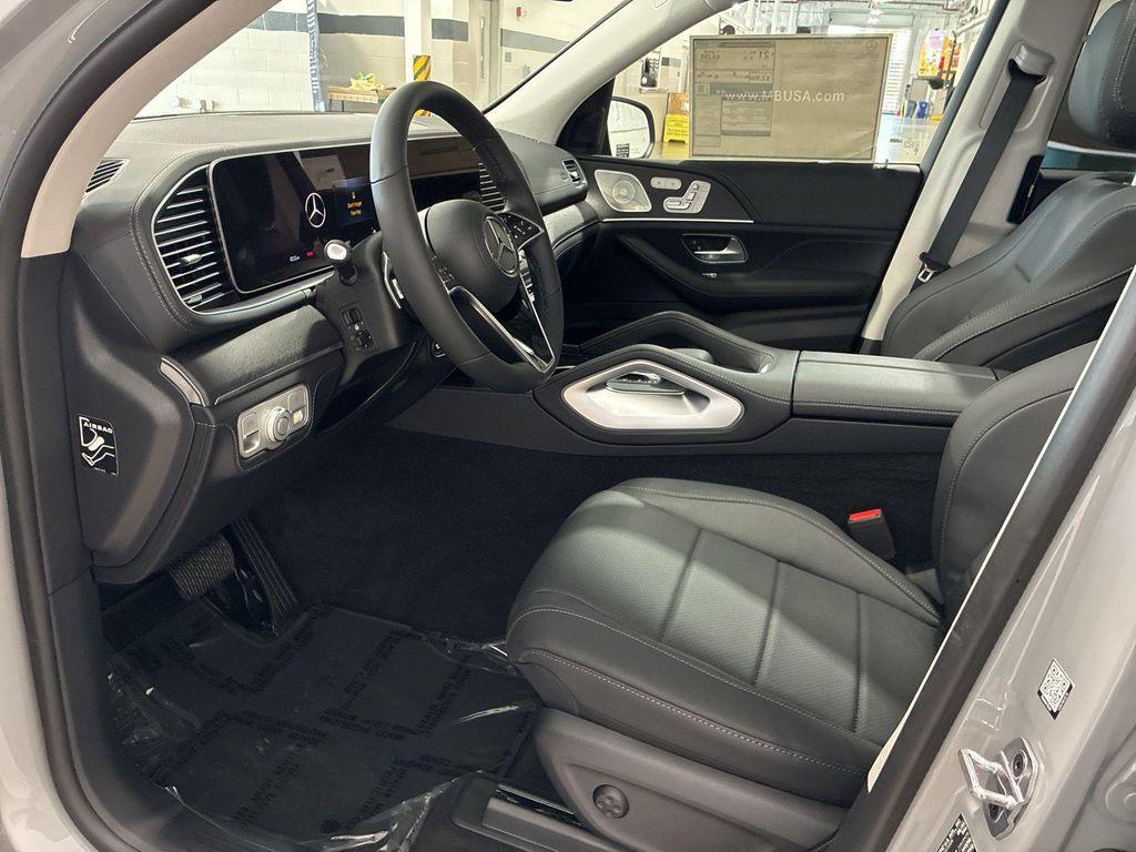 new 2026 Mercedes-Benz GLE 450 car, priced at $84,025