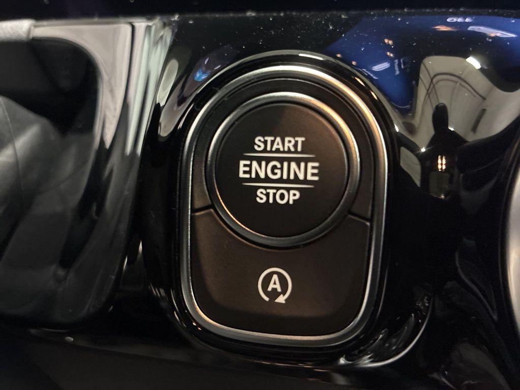 used 2025 Mercedes-Benz GLA 250 car, priced at $40,995