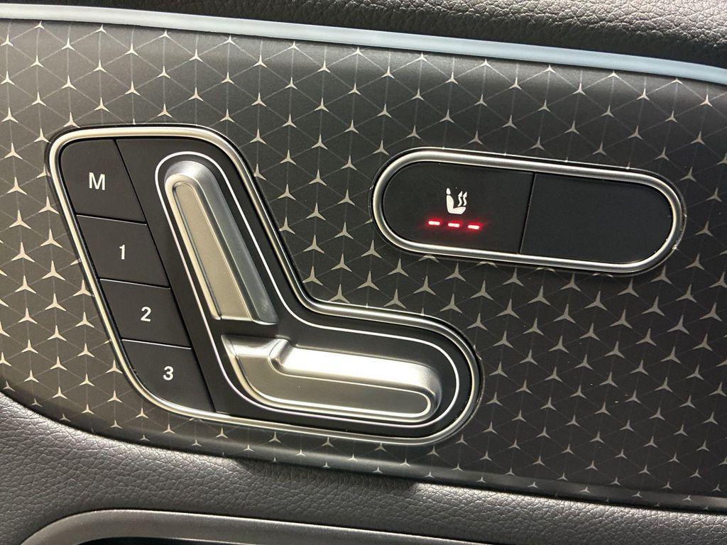 used 2025 Mercedes-Benz GLA 250 car, priced at $40,995