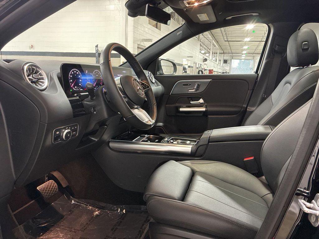 used 2025 Mercedes-Benz GLA 250 car, priced at $40,995