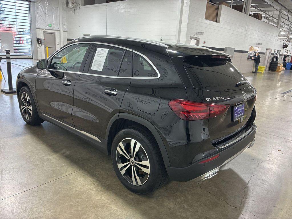 used 2025 Mercedes-Benz GLA 250 car, priced at $40,995