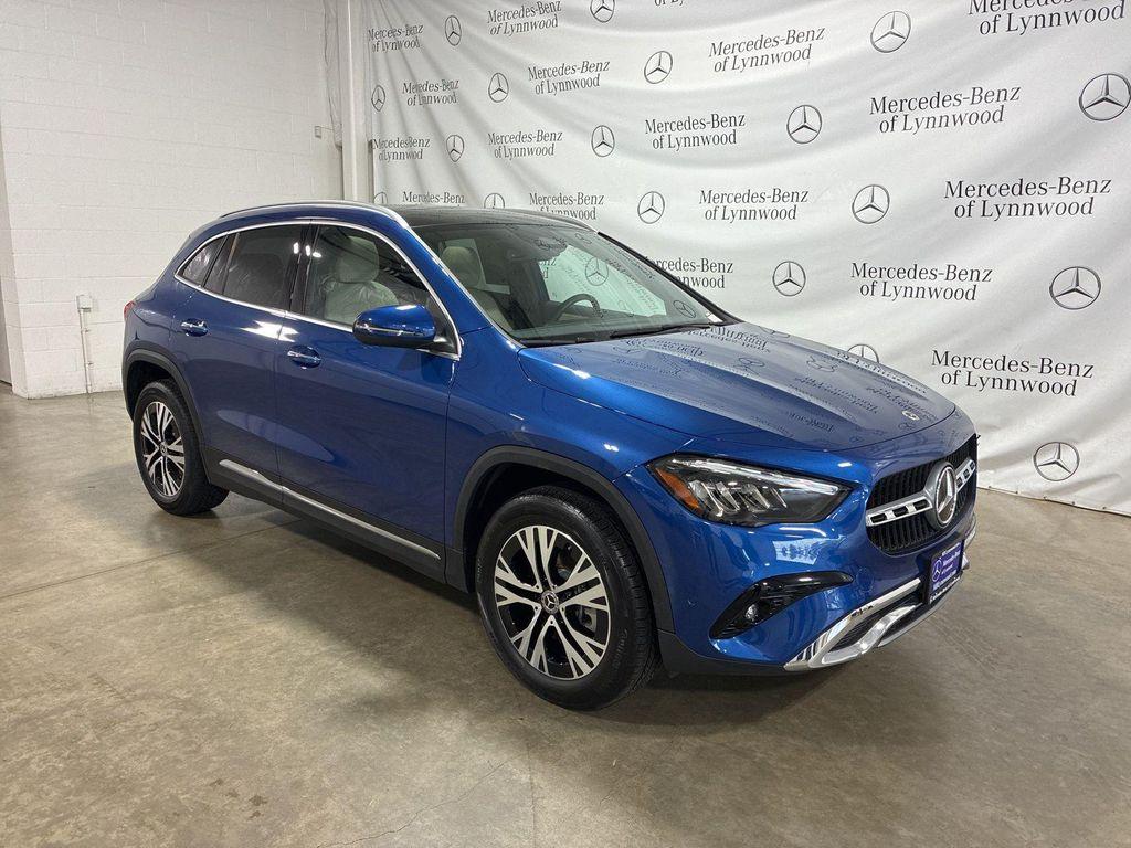 used 2025 Mercedes-Benz GLA 250 car, priced at $41,995
