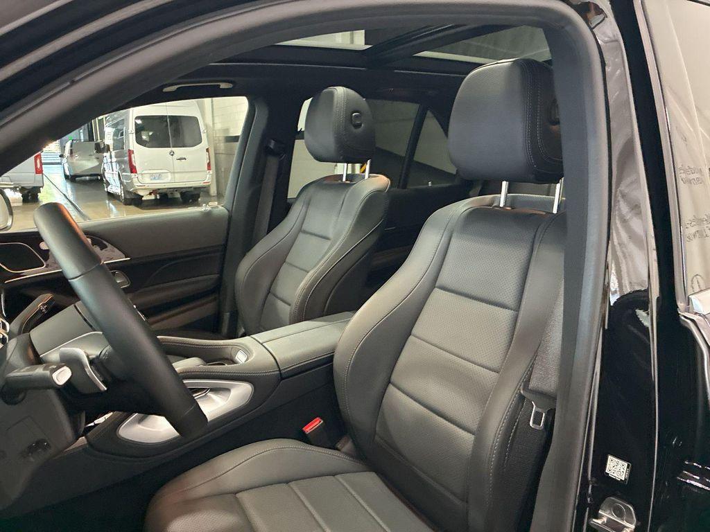 new 2025 Mercedes-Benz GLE 450e car, priced at $76,890