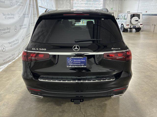 new 2025 Mercedes-Benz GLS 580 car, priced at $122,910