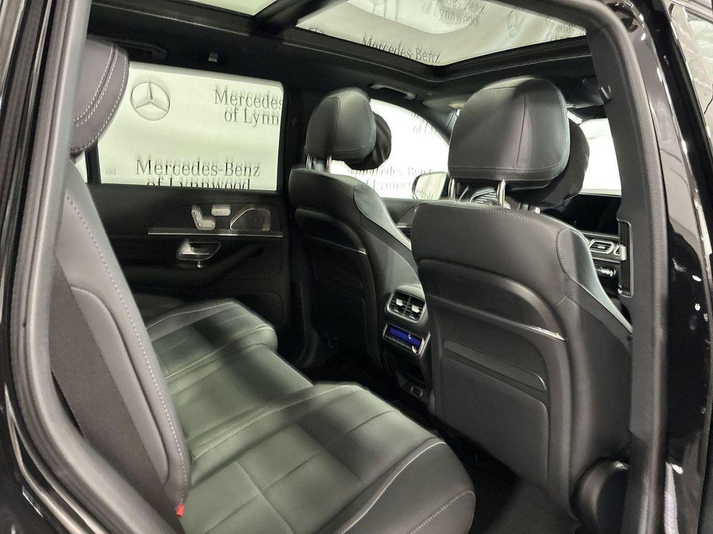 new 2025 Mercedes-Benz GLS 580 car, priced at $122,910