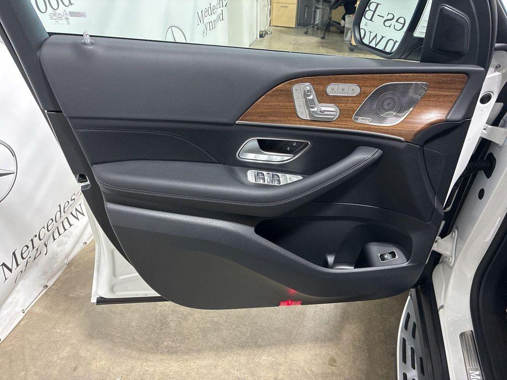 new 2026 Mercedes-Benz GLS 450 car, priced at $97,450