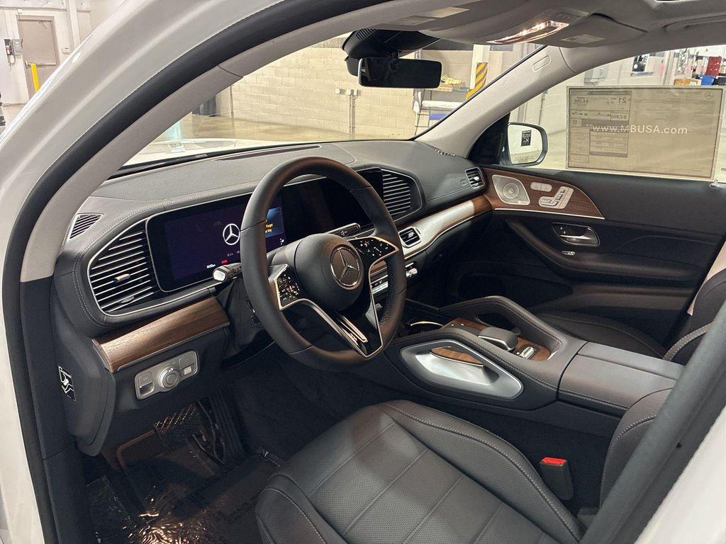 new 2026 Mercedes-Benz GLS 450 car, priced at $97,450
