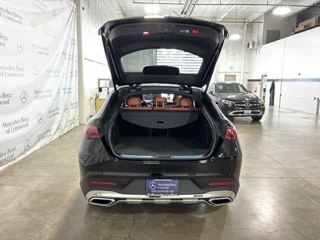 new 2025 Mercedes-Benz GLC 300 car, priced at $61,635