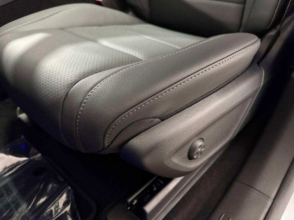 new 2025 Mercedes-Benz GLE 450 car, priced at $75,795