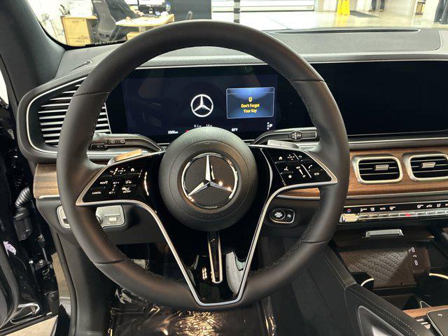 new 2025 Mercedes-Benz GLE 450 car, priced at $85,520