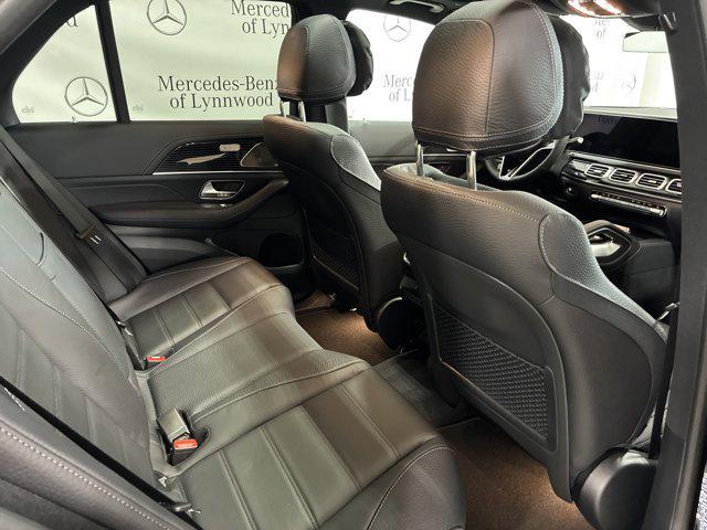 new 2025 Mercedes-Benz GLE 580 car, priced at $103,130