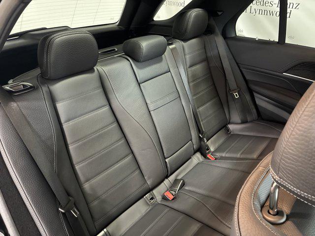 new 2025 Mercedes-Benz GLE 580 car, priced at $103,130