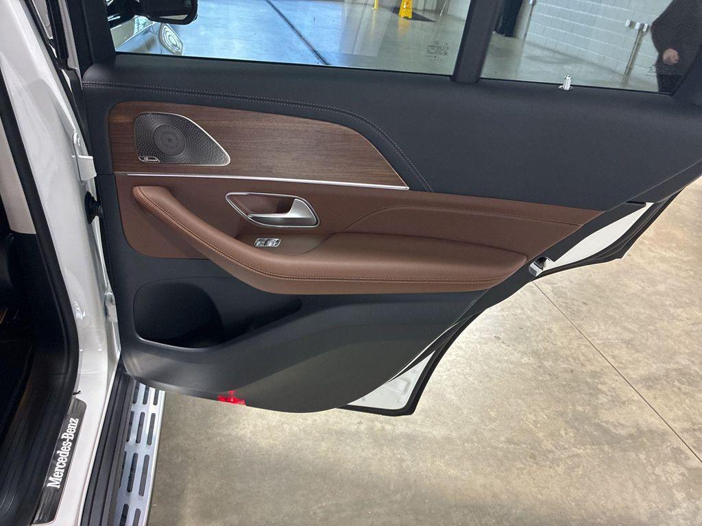 new 2026 Mercedes-Benz GLE 450 car, priced at $83,375