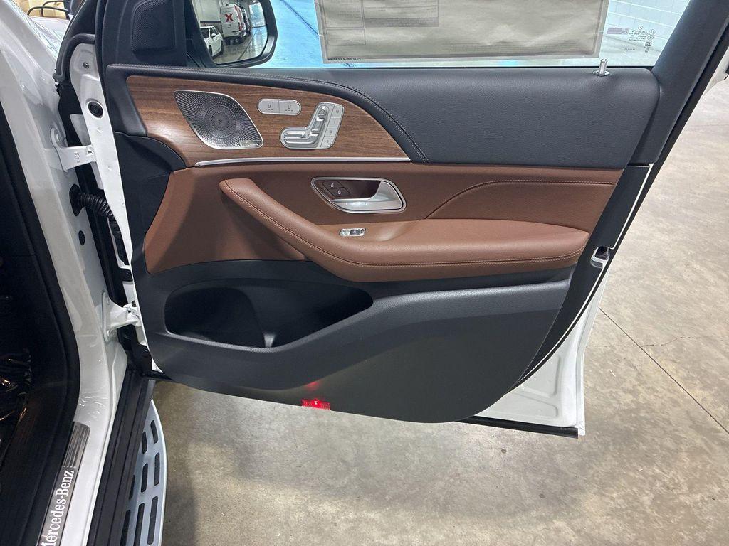 new 2026 Mercedes-Benz GLE 450 car, priced at $83,375