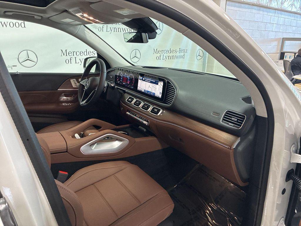 new 2026 Mercedes-Benz GLE 450 car, priced at $83,375