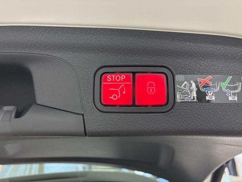 new 2026 Mercedes-Benz GLE 450 car, priced at $83,375