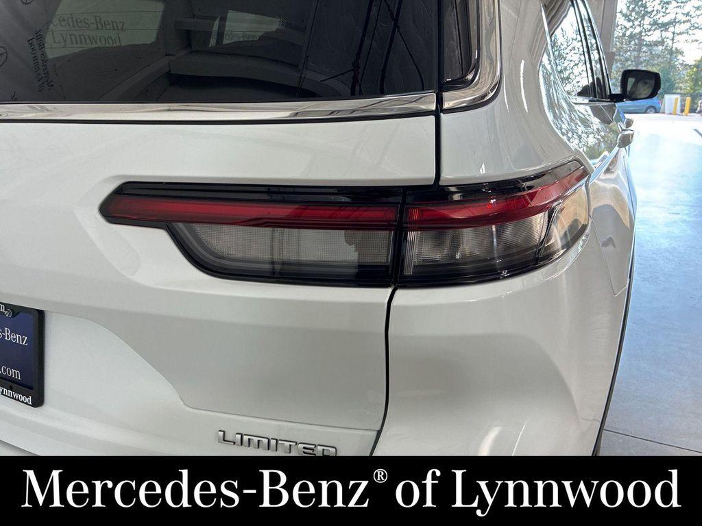 used 2025 Jeep Grand Cherokee L car, priced at $39,995