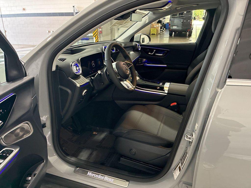 new 2025 Mercedes-Benz GLC 350e car, priced at $70,980