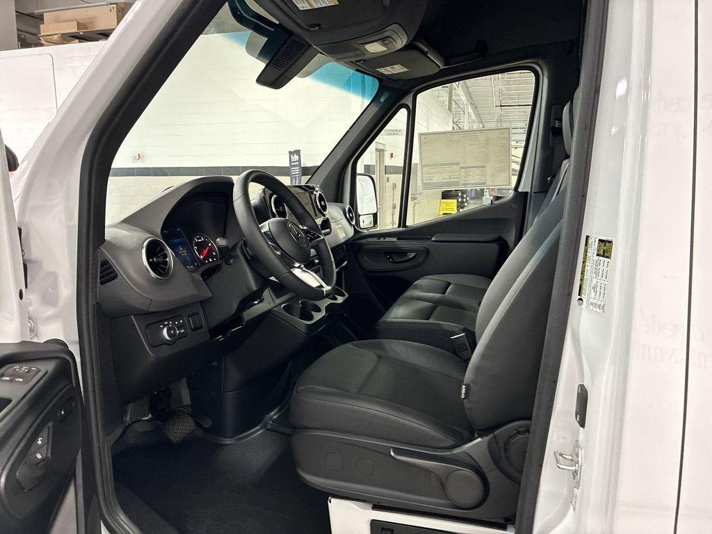new 2025 Mercedes-Benz Sprinter 2500 car, priced at $68,899