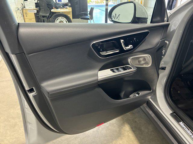 new 2025 Mercedes-Benz GLC 300 car, priced at $59,980
