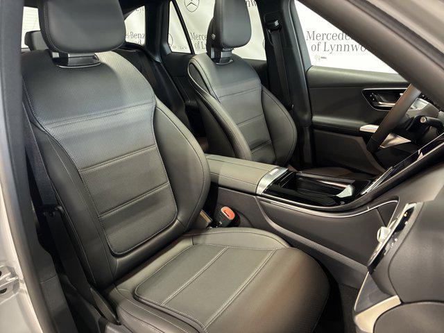 new 2025 Mercedes-Benz GLC 300 car, priced at $59,980
