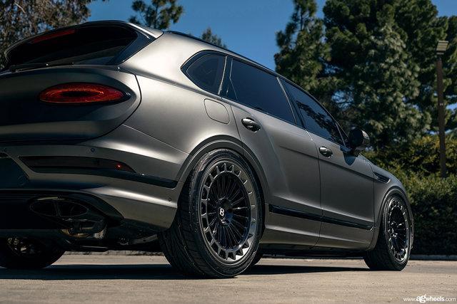used 2022 Bentley Bentayga car, priced at $159,995