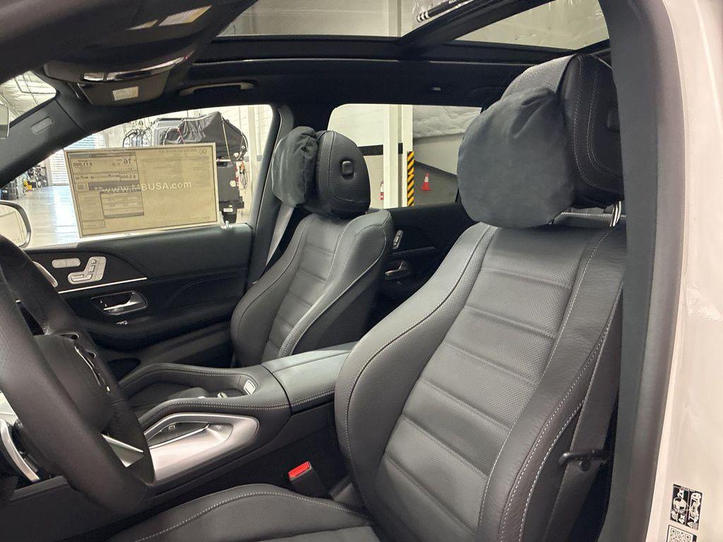 new 2026 Mercedes-Benz GLS 580 car, priced at $123,715