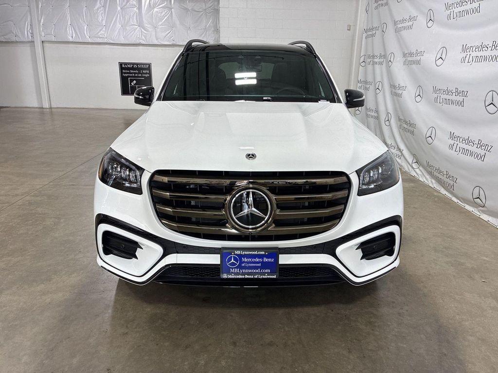 new 2026 Mercedes-Benz GLS 580 car, priced at $123,715