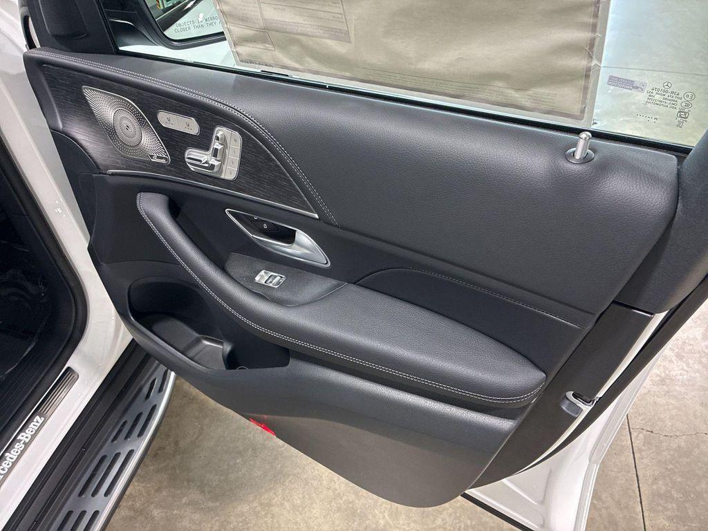 new 2026 Mercedes-Benz GLE 450 car, priced at $83,875