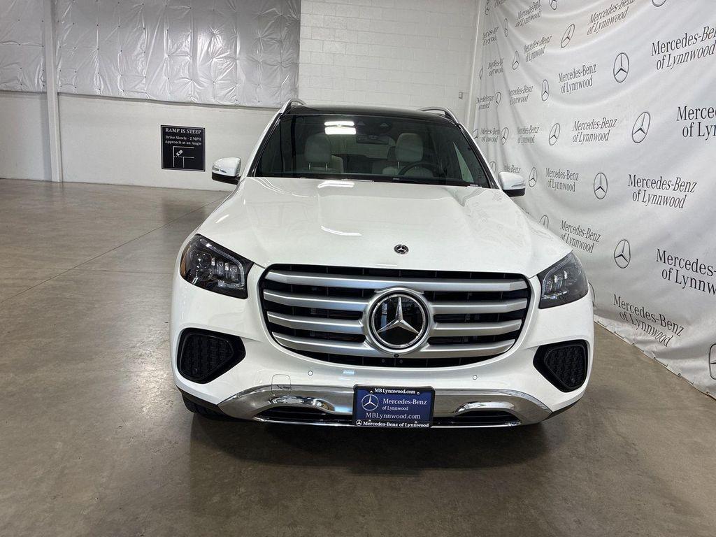 new 2025 Mercedes-Benz GLS 450 car, priced at $91,775