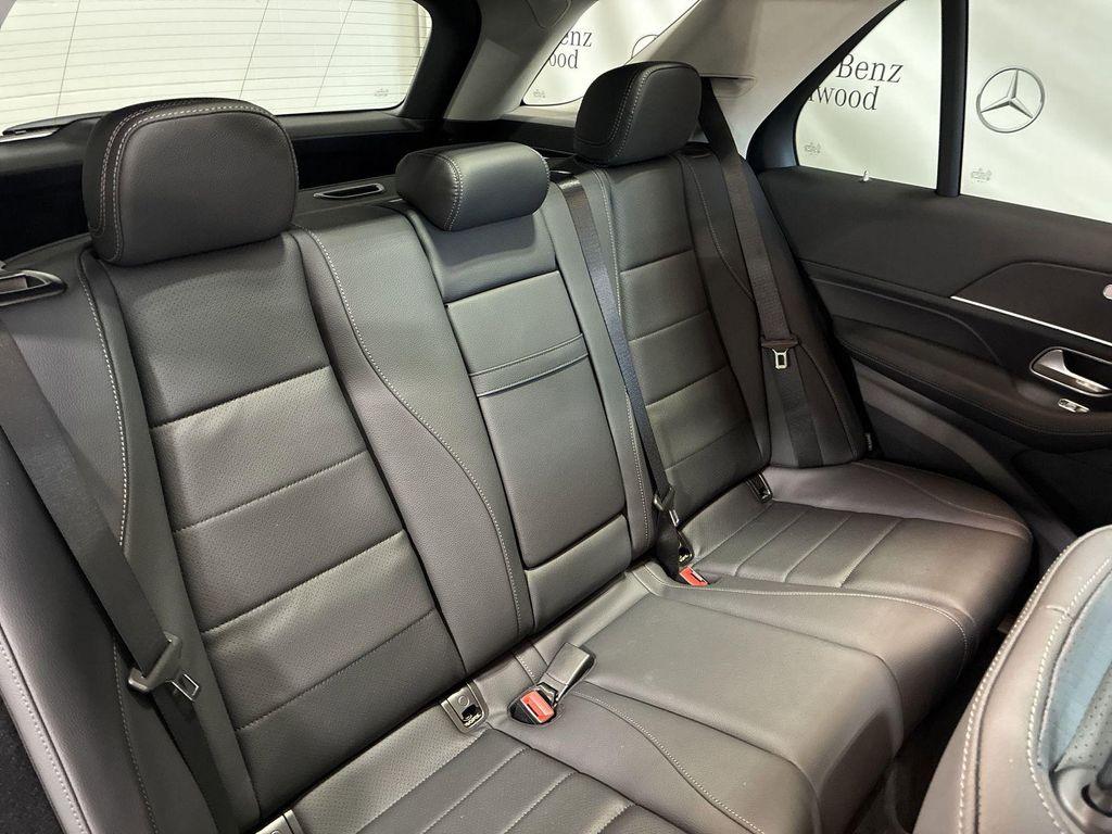 new 2025 Mercedes-Benz GLE 350 car, priced at $78,000