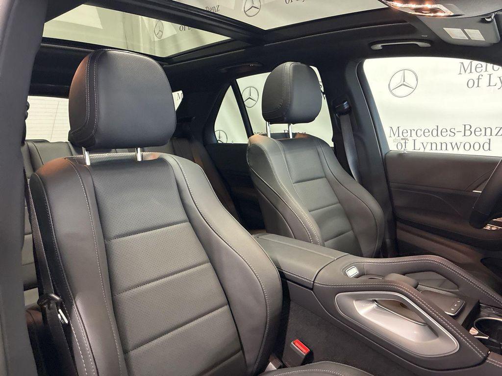 new 2026 Mercedes-Benz GLE 450 car, priced at $84,025