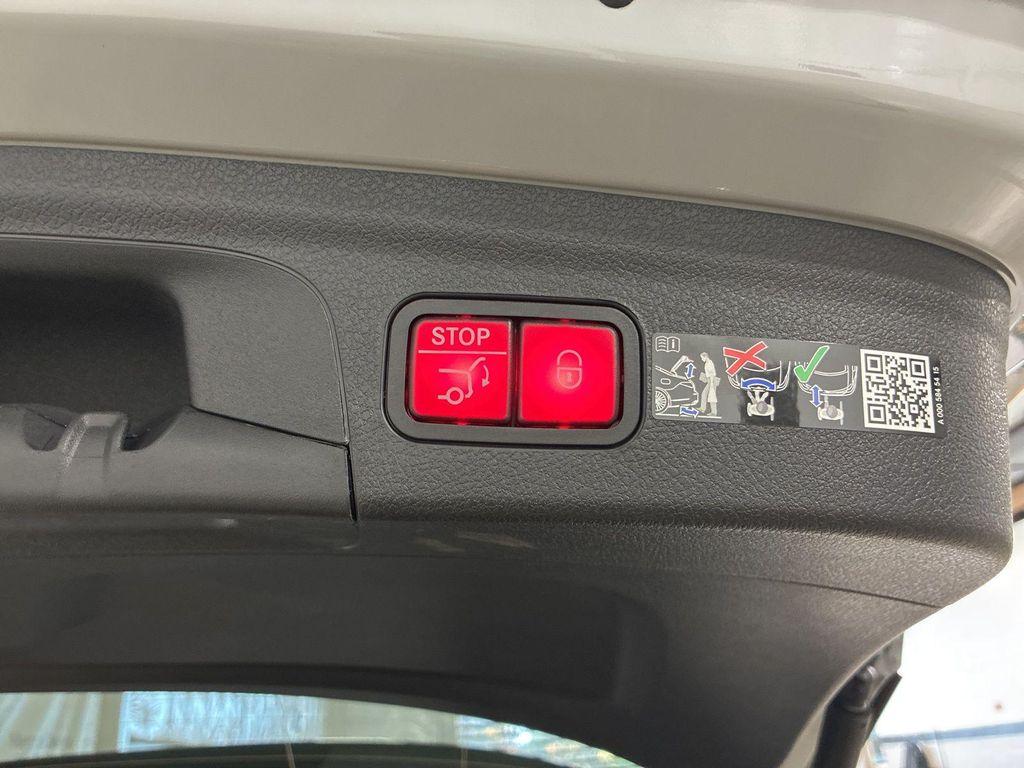 new 2026 Mercedes-Benz GLE 450 car, priced at $84,025