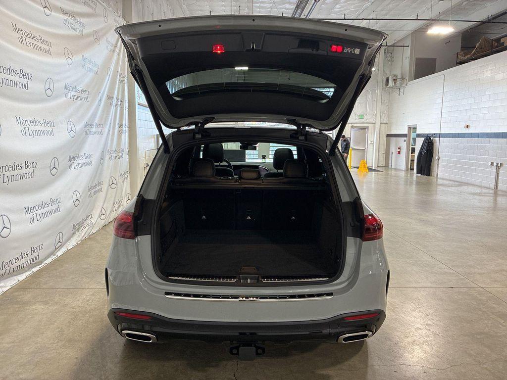 new 2026 Mercedes-Benz GLE 450 car, priced at $84,025