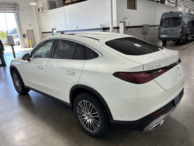 new 2025 Mercedes-Benz GLC 300 car, priced at $61,335