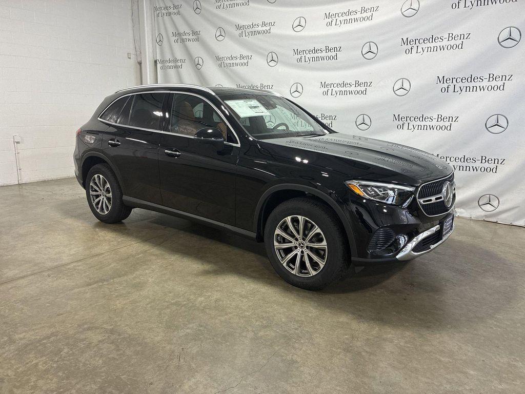 new 2025 Mercedes-Benz GLC 300 car, priced at $58,980