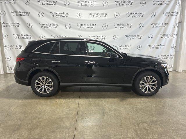new 2025 Mercedes-Benz GLC 300 car, priced at $58,980