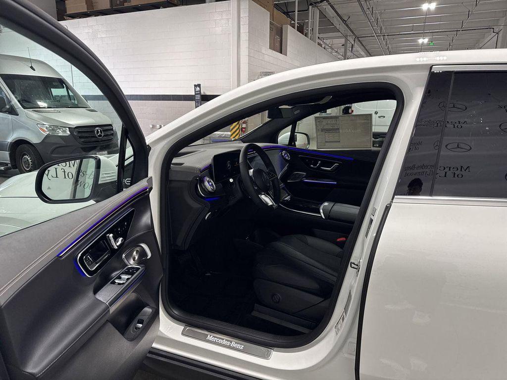 new 2025 Mercedes-Benz EQE 350 car, priced at $89,580