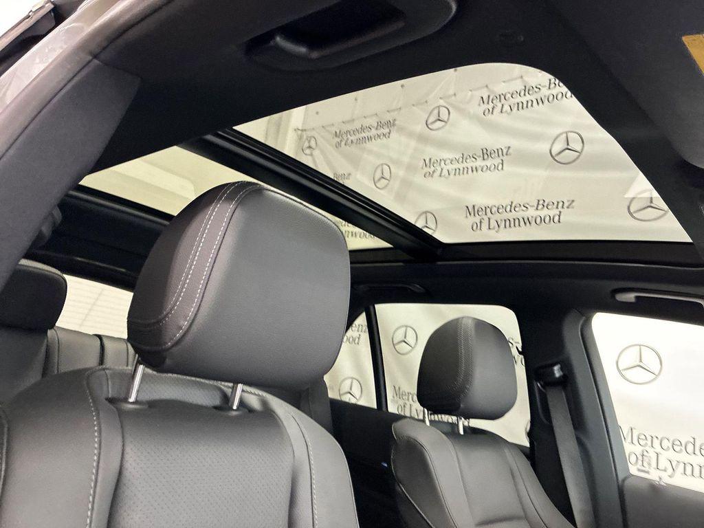 new 2025 Mercedes-Benz GLE 350 car, priced at $75,500