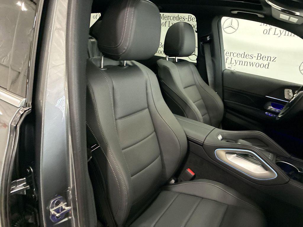 new 2025 Mercedes-Benz GLE 350 car, priced at $75,500