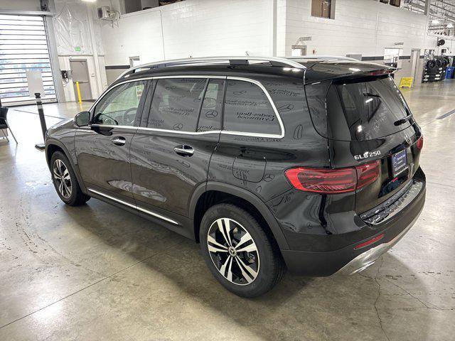 new 2025 Mercedes-Benz GLB 250 car, priced at $50,195