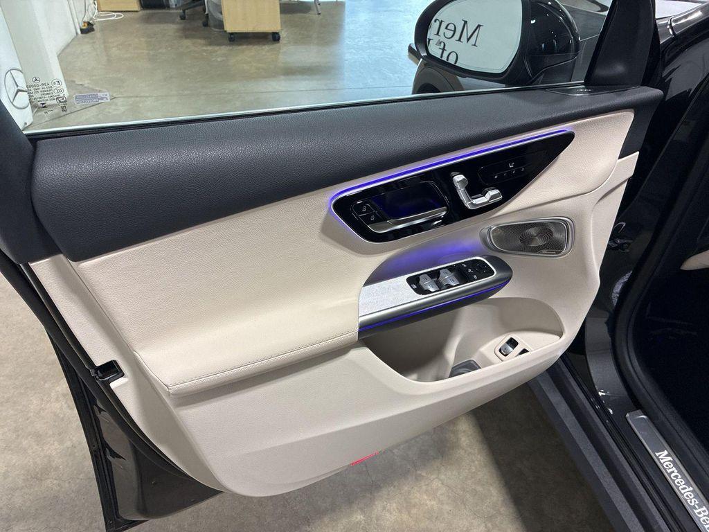 new 2025 Mercedes-Benz GLC 350e car, priced at $66,970