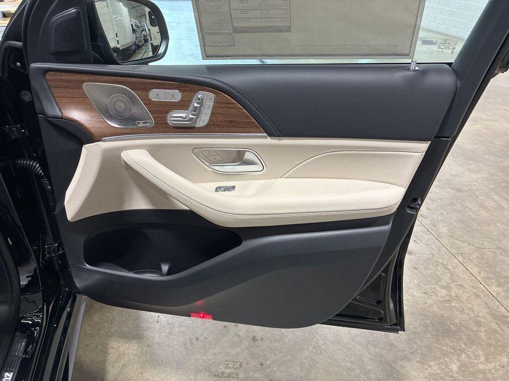 new 2026 Mercedes-Benz GLE 450 car, priced at $87,060