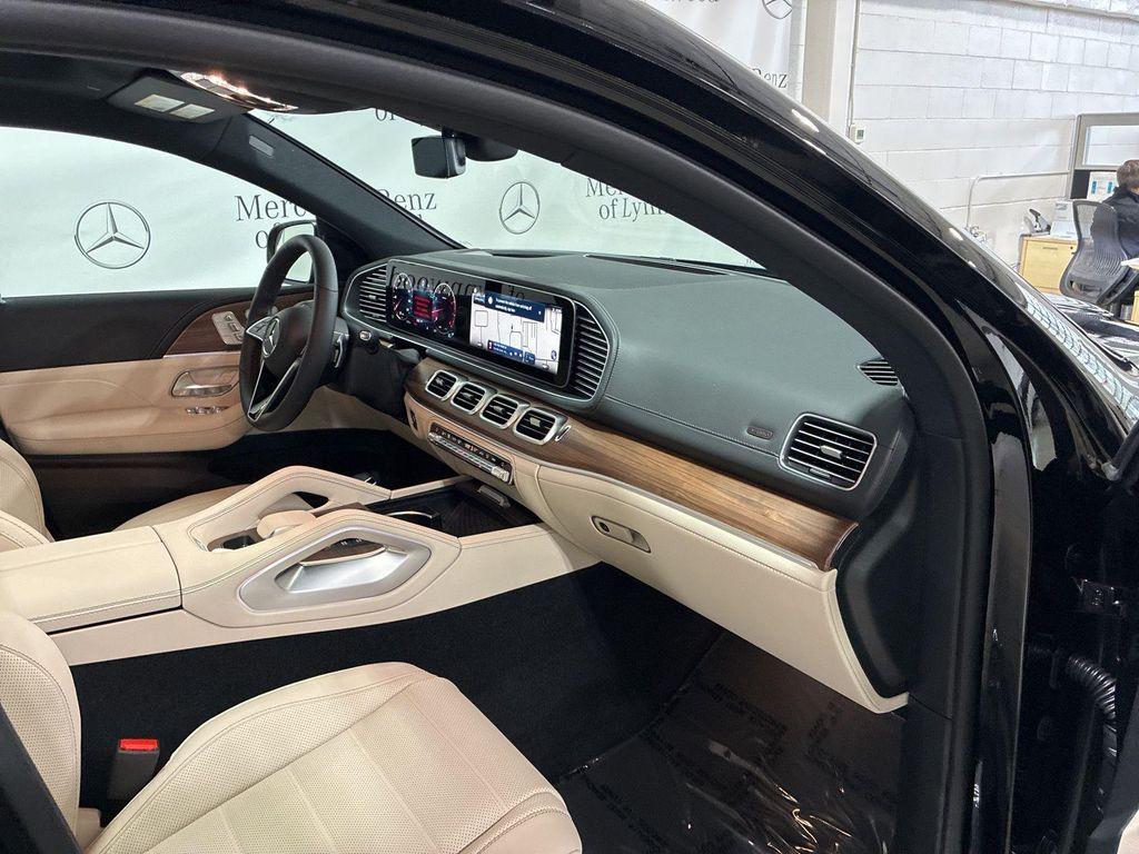 new 2026 Mercedes-Benz GLE 450 car, priced at $87,060